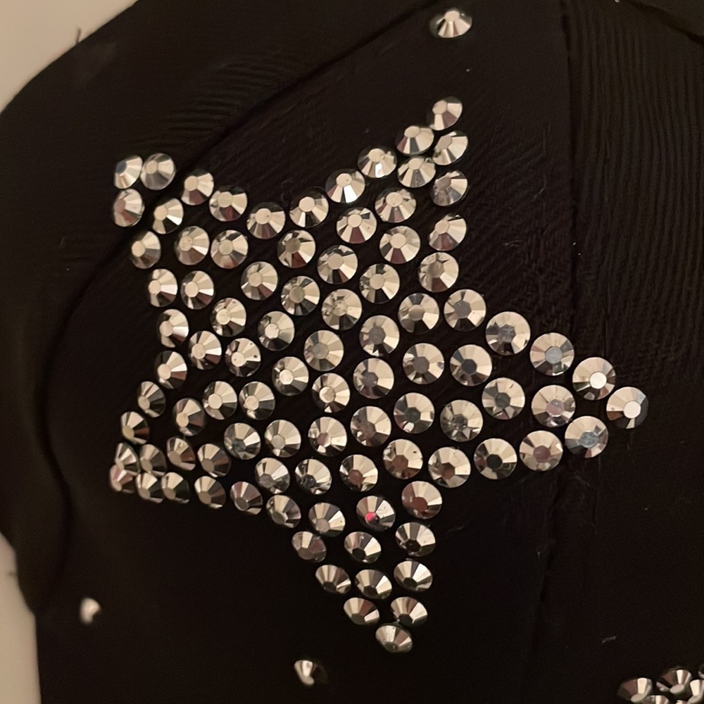 NWT Studded baseball cap. Black with silver stars. Adjustable. - Picture 2 of 8